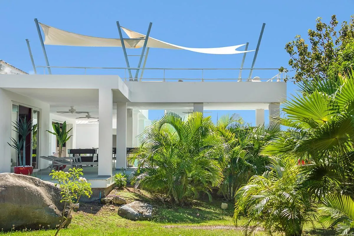 Villa Grand Palms Les Terres Basses 0*,